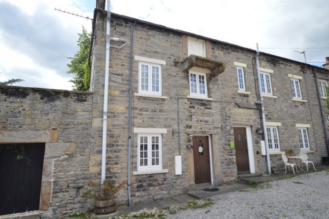 View Full Details for Teal Cottage, 1 Black Bull Yard, Middleham