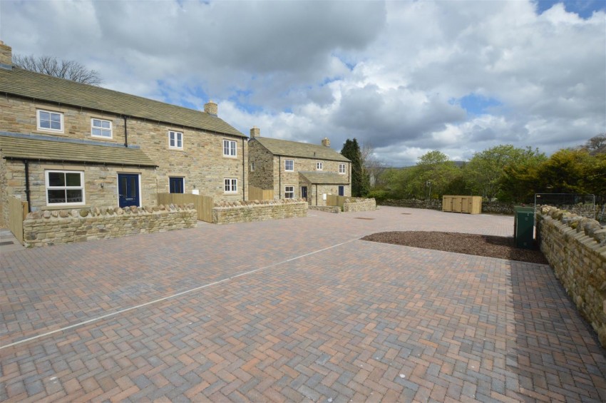 Images for (PLOT 2) 9 Hornblower Court, Bainbridge, Wensleydale