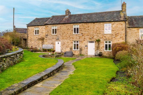 View Full Details for Moor Edge, CB Terrace, Arkengarthdale