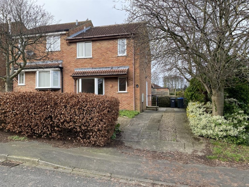 Images for Queen Annes Drive, Bedale