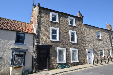 View Full Details for Flat 2, 9 Bargate, Richmond