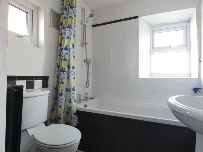 Images for 6 Mews Cottage, Green Dragon Yard, Bedale
