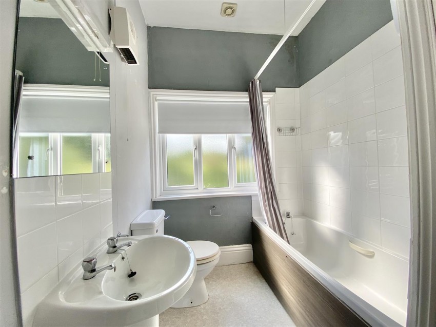 Images for 8 Wycar, Bedale
