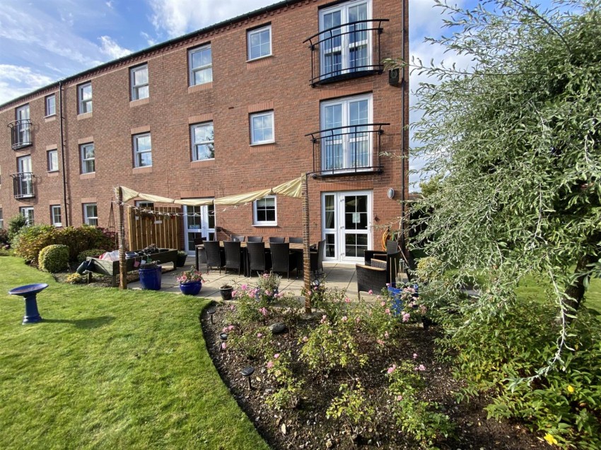 Images for 31 Greendale Court, Bedale