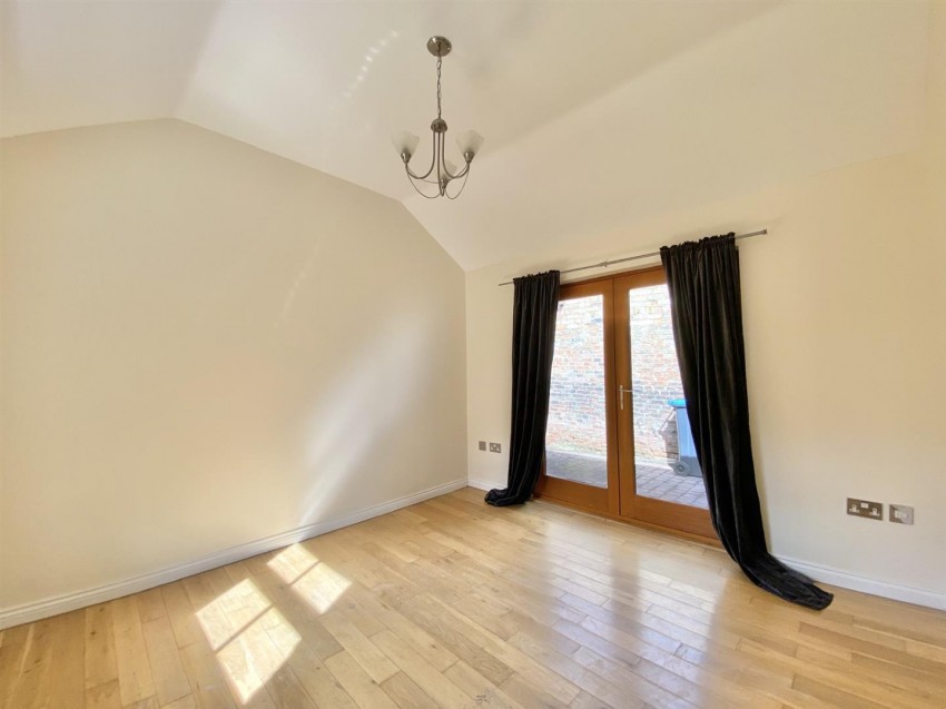 Images for 3 Oak House Yard, Bedale