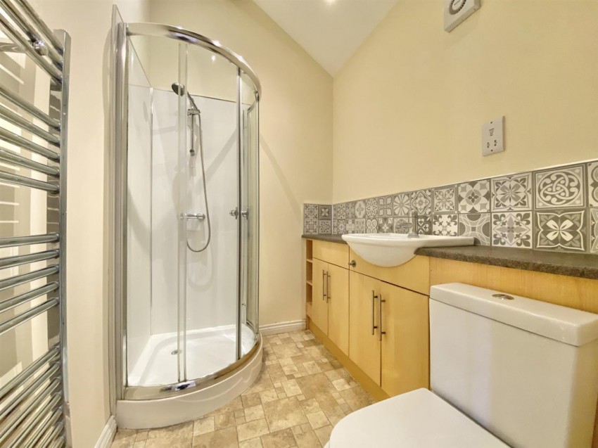 Images for 3 Oak House Yard, Bedale