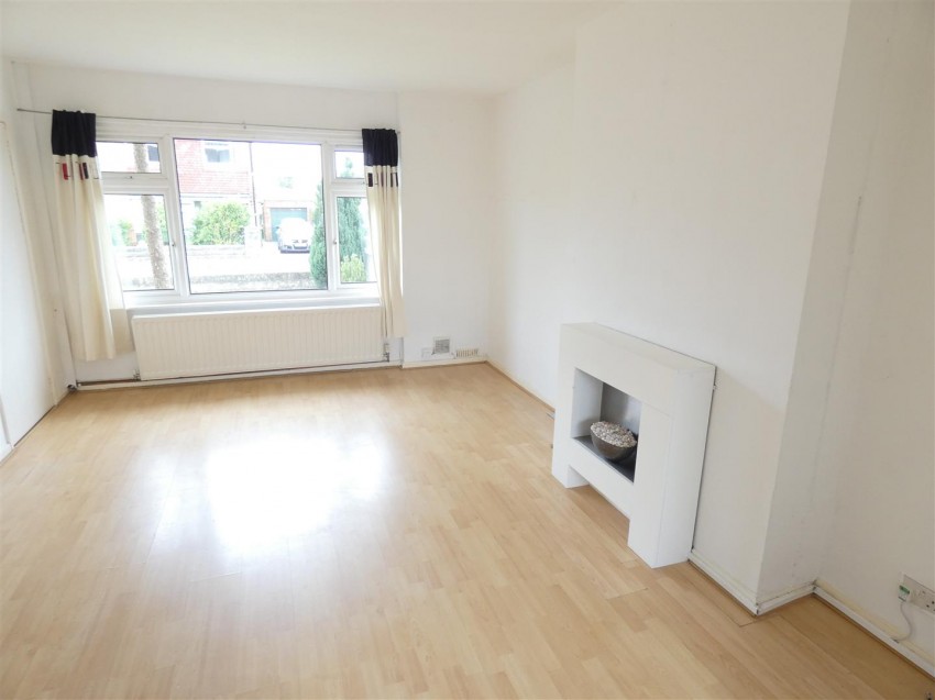 Images for 8 Meadow Grove, Bedale