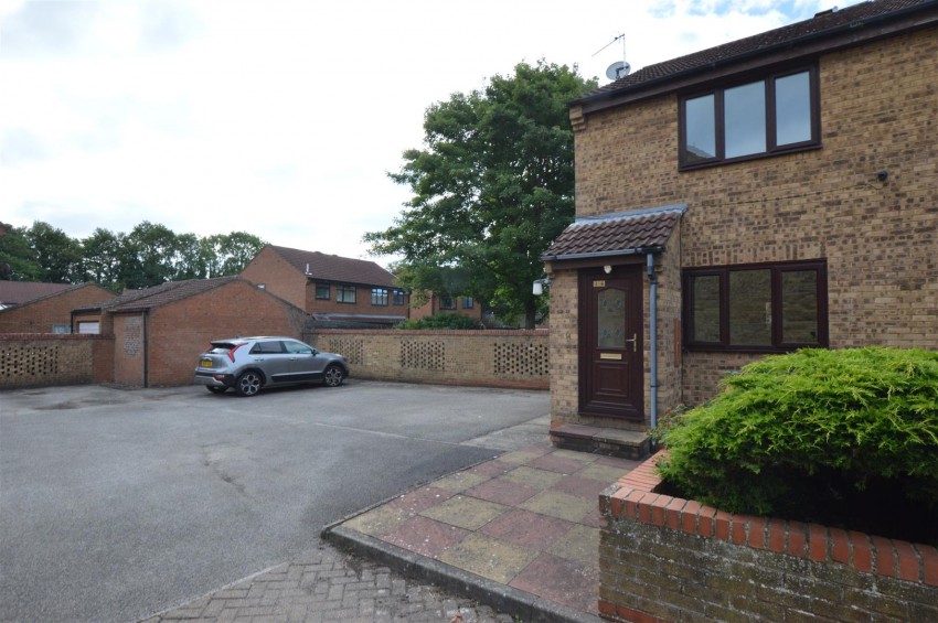 Images for 14 Brompton Court, Brompton-on-Swale