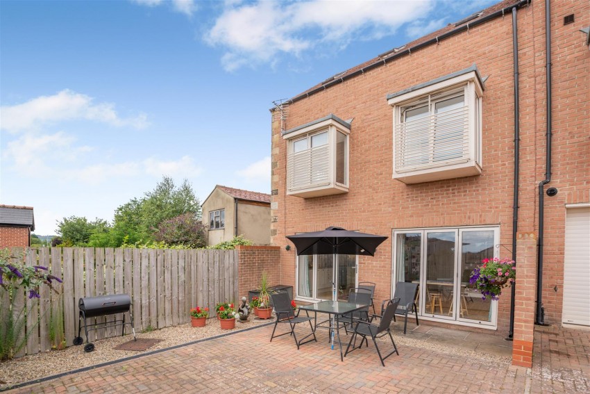 Images for Percival Cottage, 32A Gilling Road, Richmond