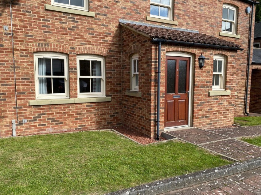 Images for 2 Oak House Yard, Bedale