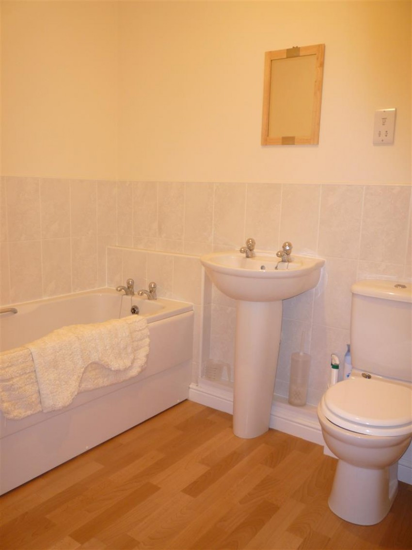 Images for 18 Horseshoe Close, Catterick Garrison