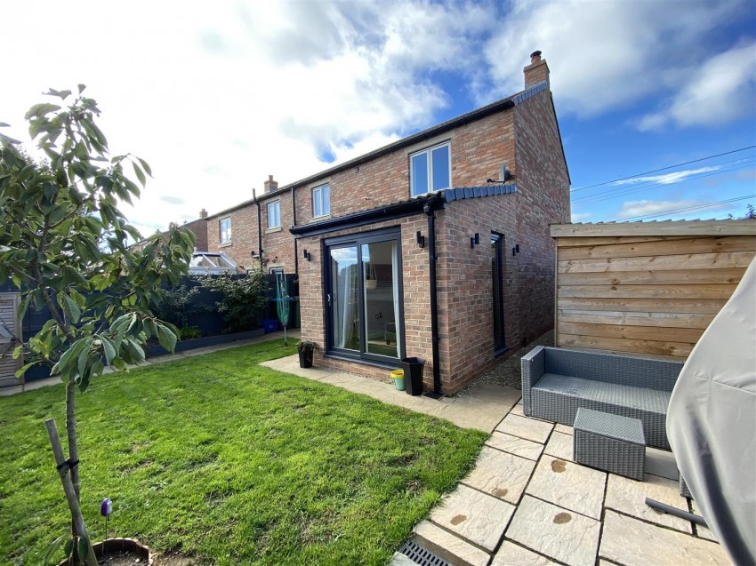Images for 16B Low Street