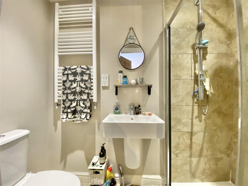 Images for 16B Low Street