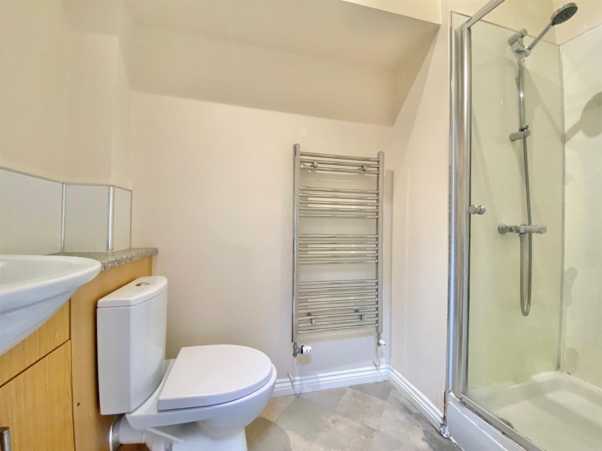 Images for 2 Oak House Yard, Bedale