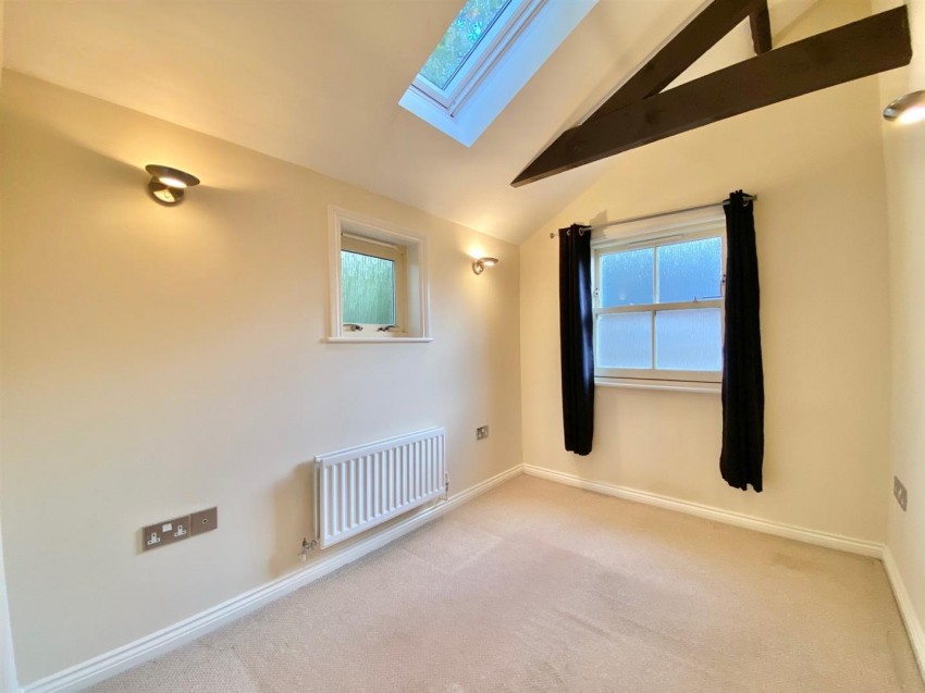 Images for 2 Oak House Yard, Bedale