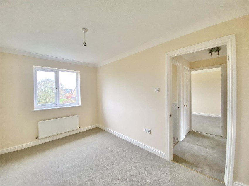 Images for 17 Peirse Close, Bedale