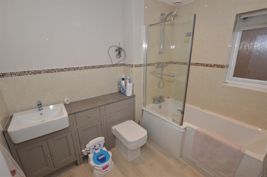 Images for Pinder Close, Richmond