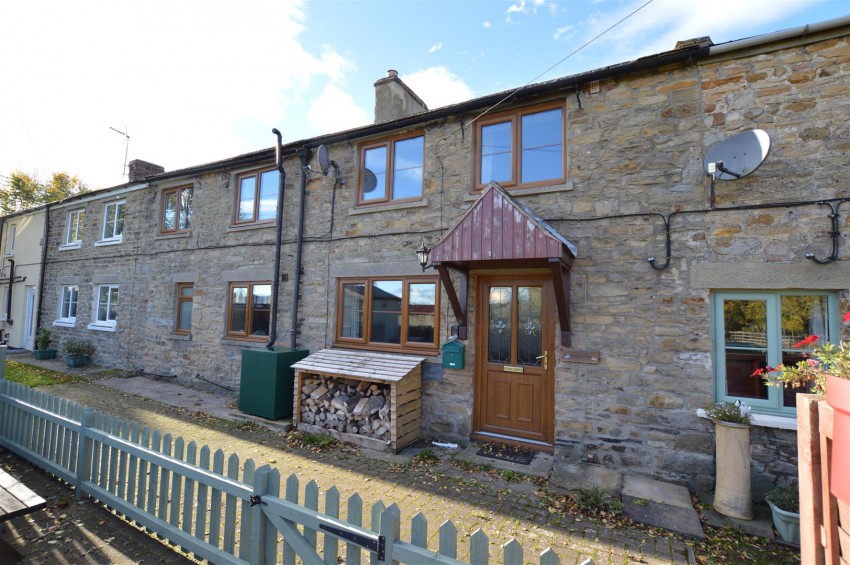 Images for Robin Cottage, Silver Street, Thornton Steward