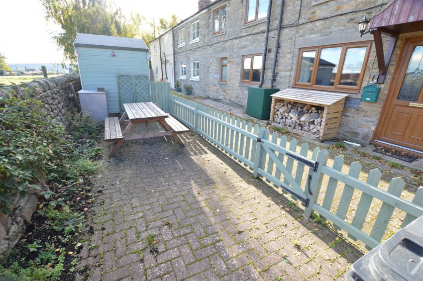 Images for Robin Cottage, Silver Street, Thornton Steward