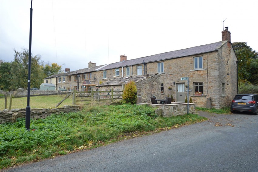 Images for Robin Cottage, Silver Street, Thornton Steward