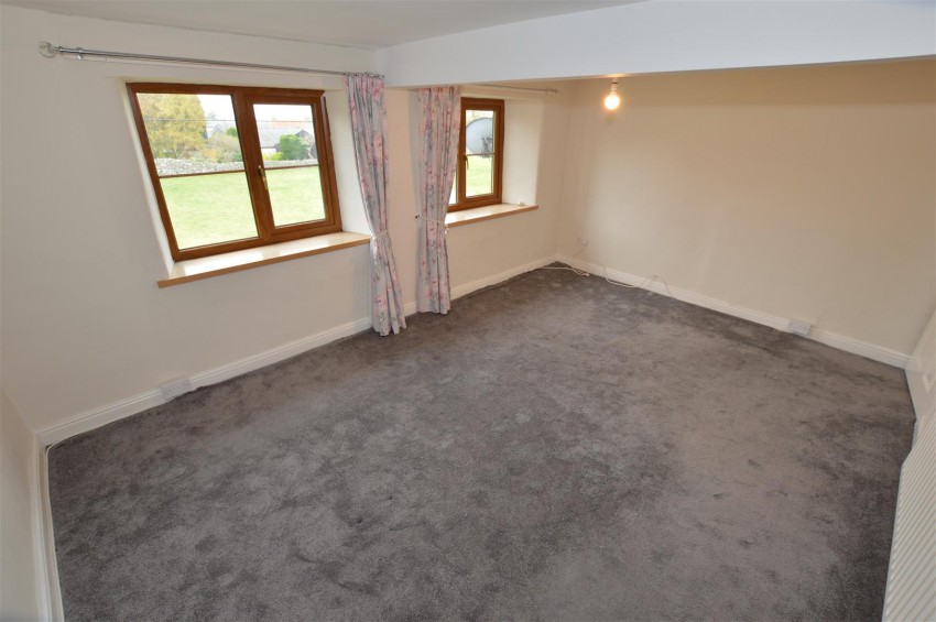 Images for Robin Cottage, Silver Street, Thornton Steward