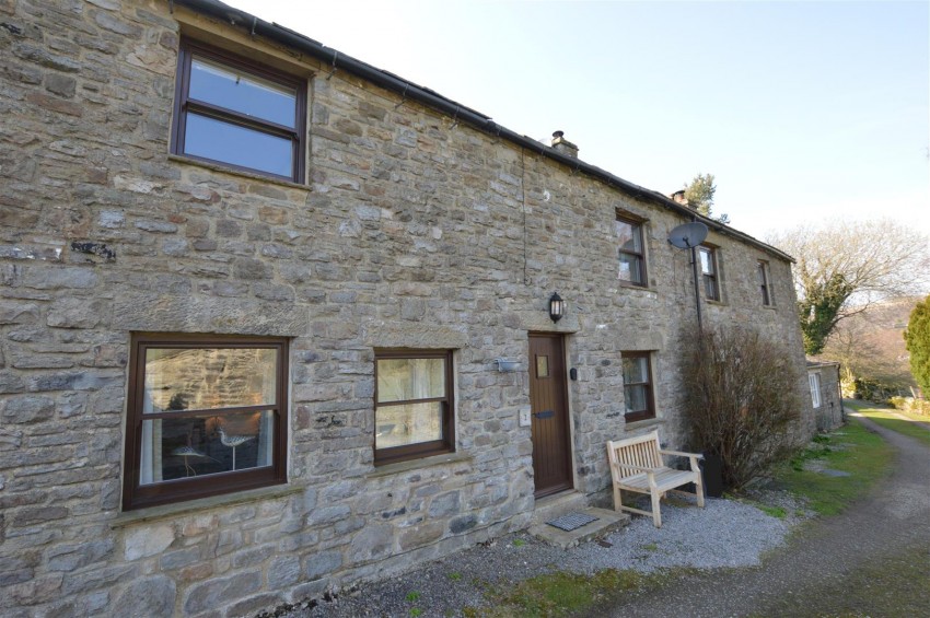 Images for 2 Swallowholm Cottages, Arkengarthdale