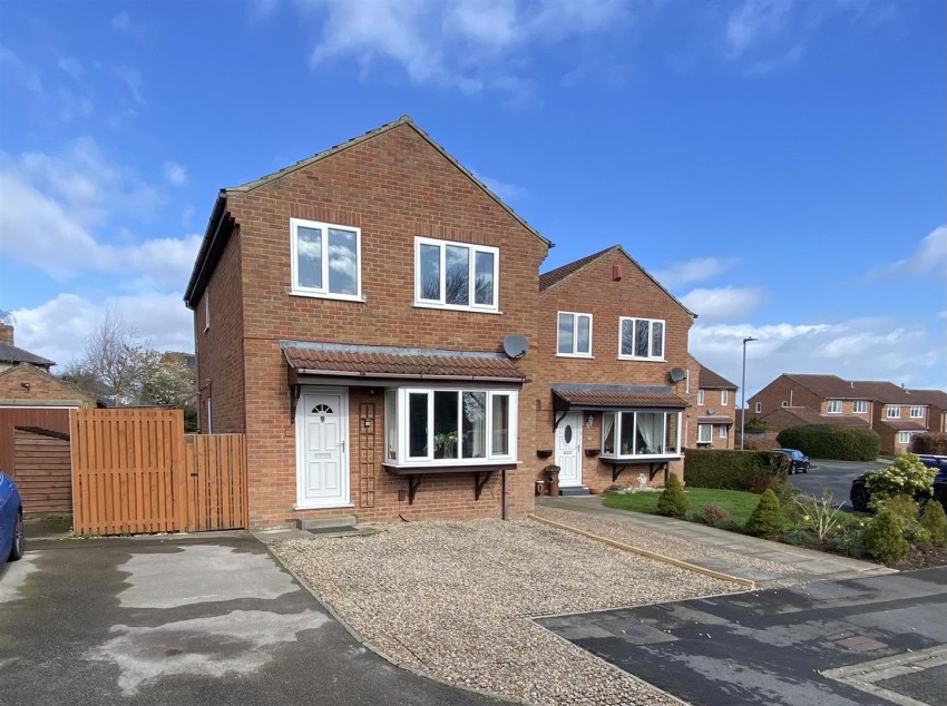 Images for Queen Annes Drive, Bedale