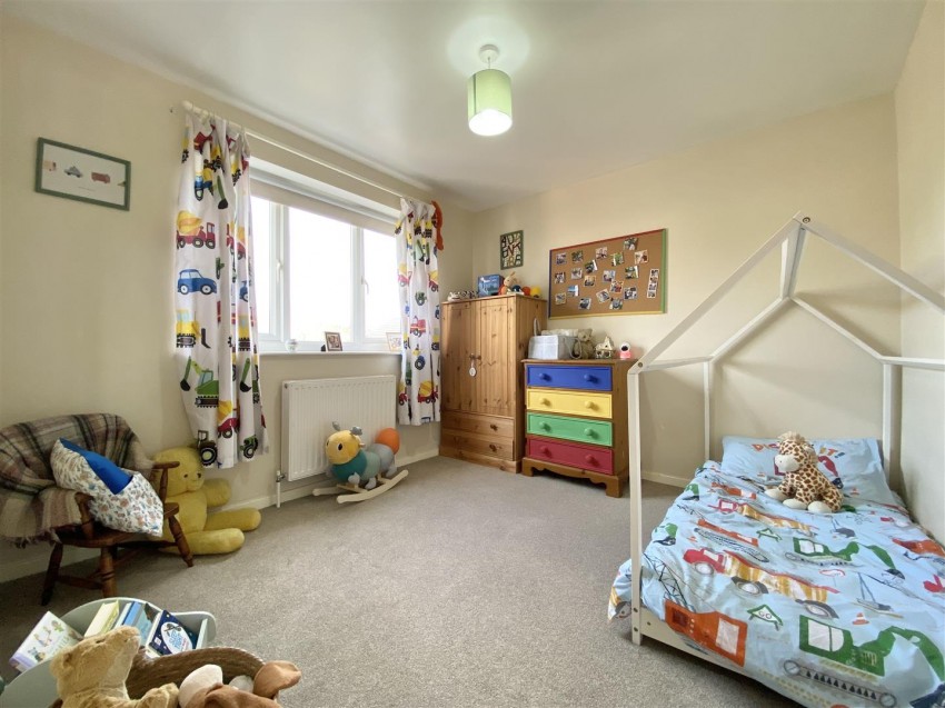 Images for Queen Annes Drive, Bedale