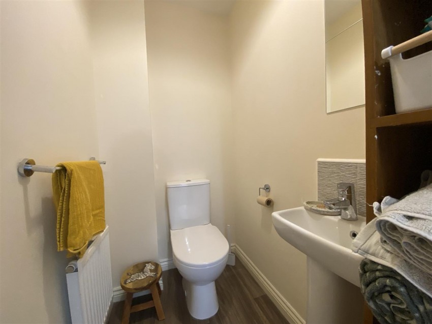 Images for 14 Foxcovert Close, Aiskew, Bedale