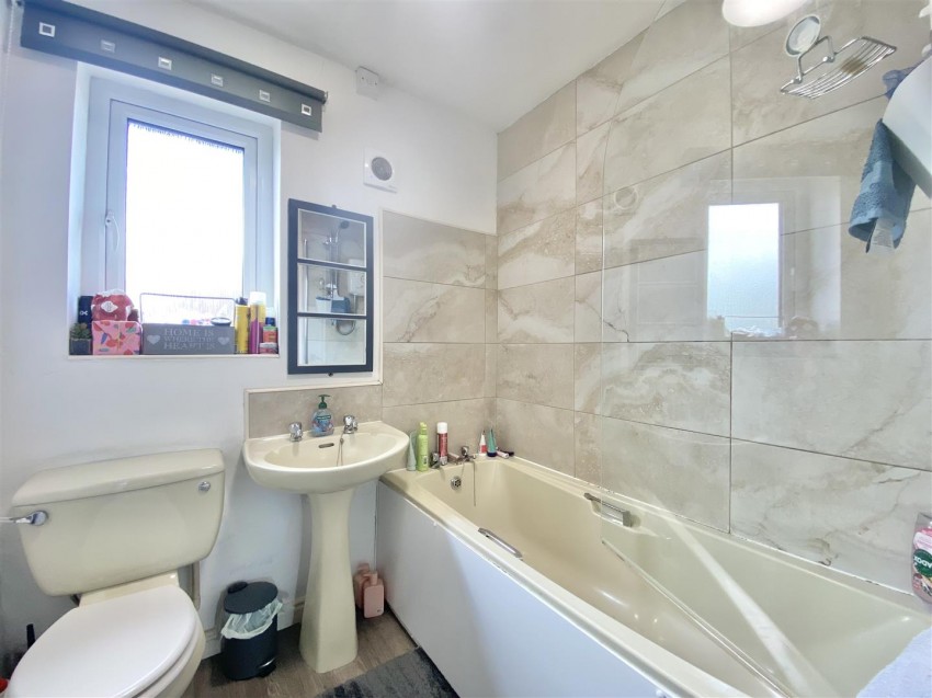 Images for 34 Roman Road, Leeming, Northallerton