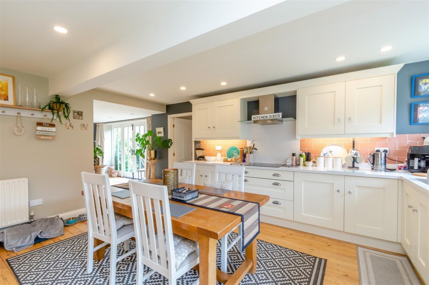 Images for Meadowfield Lodge, 10 Kilton Court, Aldbrough St. John