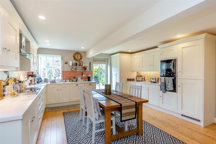 Images for Meadowfield Lodge, 10 Kilton Court, Aldbrough St. John