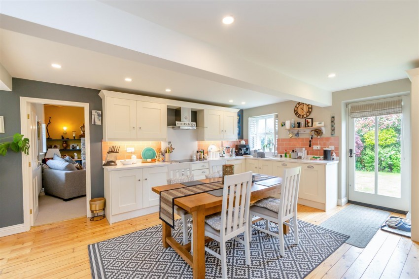 Images for Meadowfield Lodge, 10 Kilton Court, Aldbrough St. John