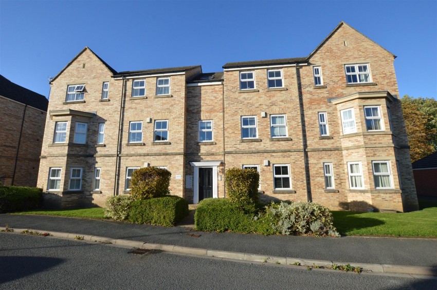 Images for 18 Horseshoe Close, Catterick Garrison