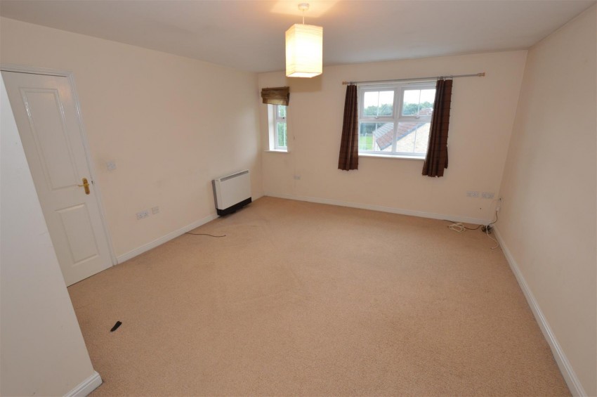 Images for 18 Horseshoe Close, Catterick Garrison