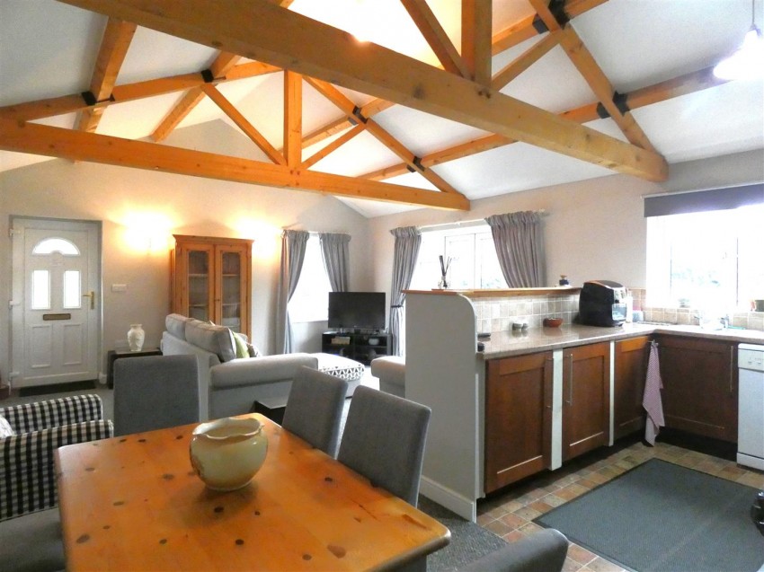 Images for Willow Place, Sandhill Lane, Aiskew, Bedale