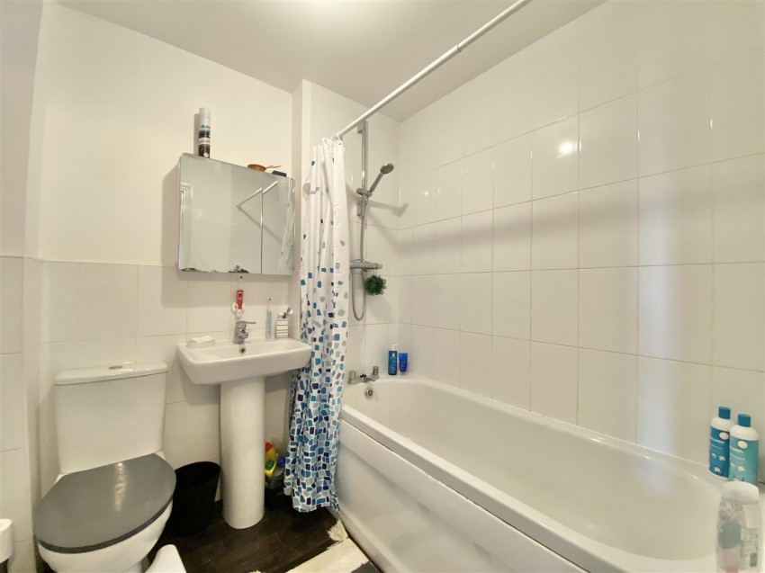 Images for Falcon Place, Aiskew, Bedale
