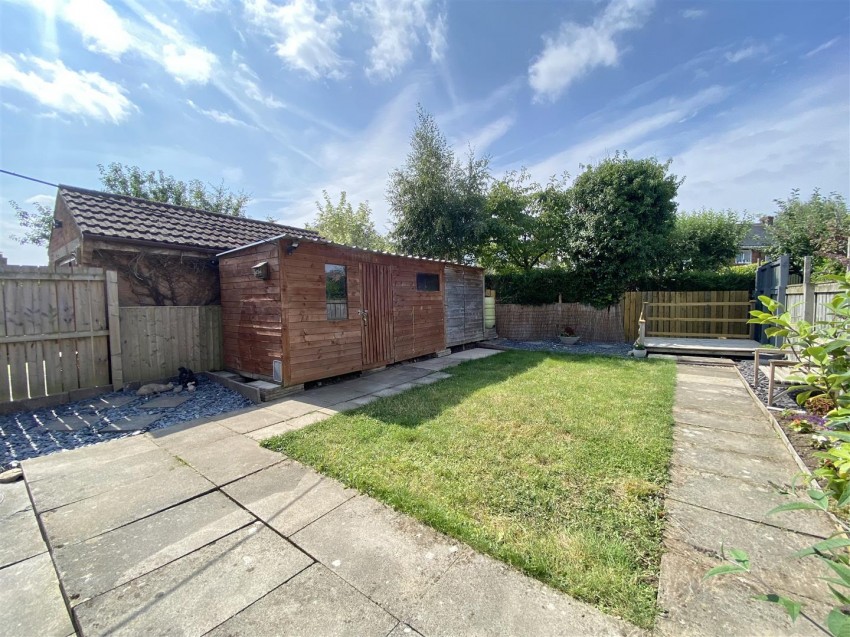 Images for Queen Annes Drive, Bedale